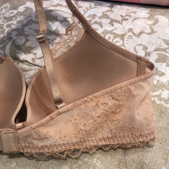 Victoria’s Secret Padded Demi Lace/Rhinestone Bra - Picture 4 of 8